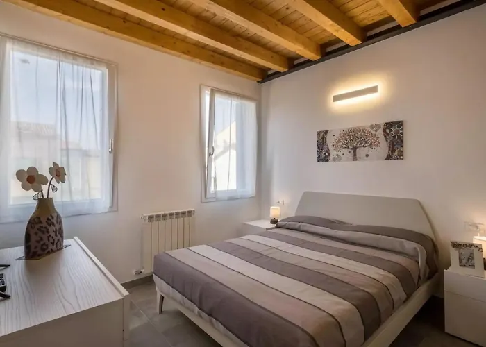 Am By Interhome Apartament Chioggia